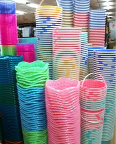 批發(fā)塑料衣夾 價格、廠家與日用百貨導(dǎo)購